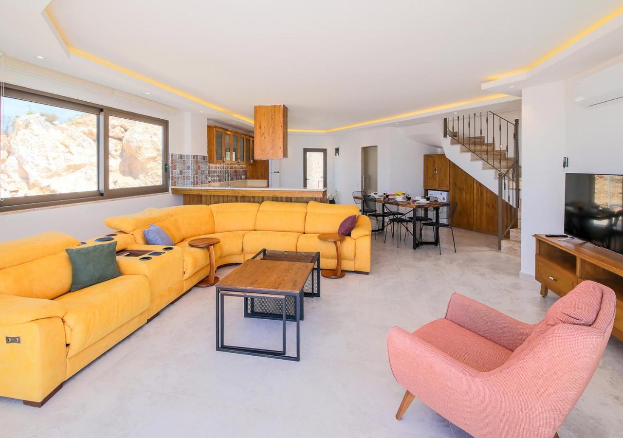 Uzumlu  Villa 5 Sleeps 6 Isolated Pool See And Montain View-Villa Kartal Yuvasi מראה חיצוני תמונה