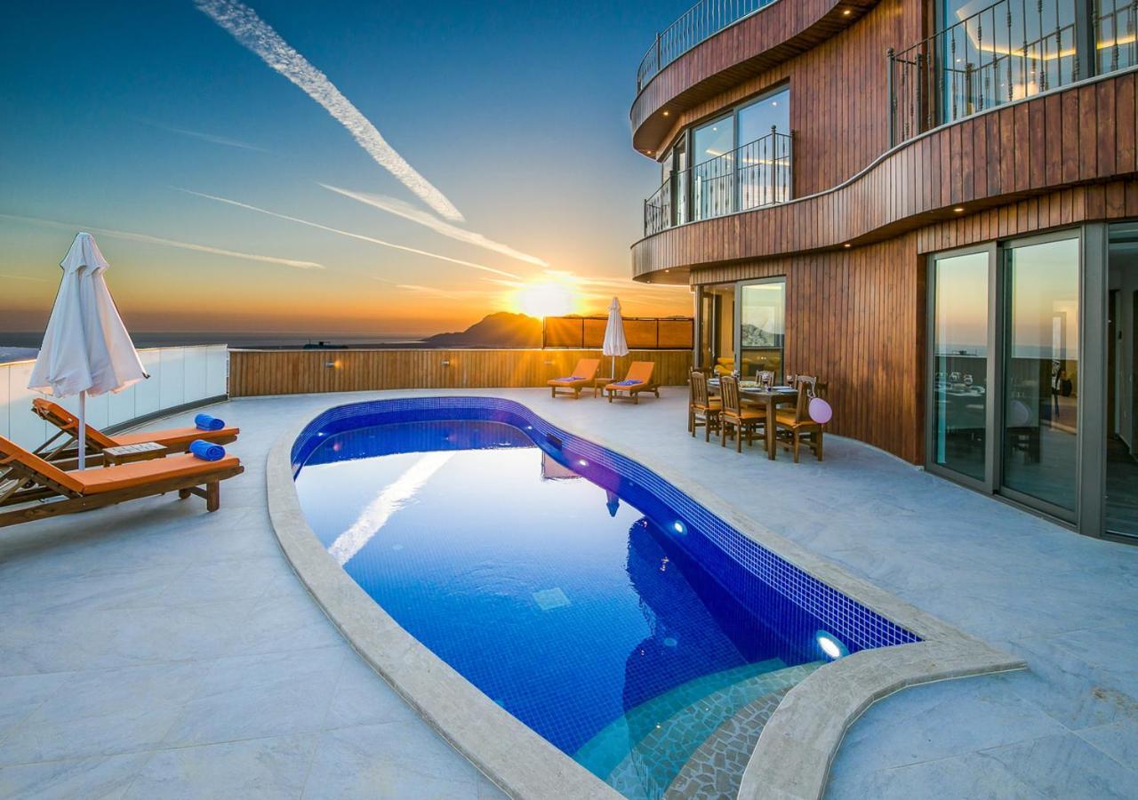 Uzumlu  Villa 5 Sleeps 6 Isolated Pool See And Montain View-Villa Kartal Yuvasi מראה חיצוני תמונה